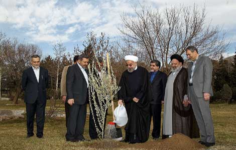 روز درختکاری- دکتر حسن روحانی