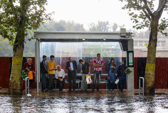 بارش شدید باران در تهران و آب گرفتگی معابر