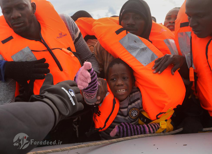 نجات ۱۱۲ پناهجو از دریای مدیترانه