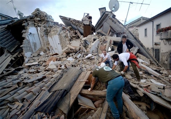 زلزله ایتالیا