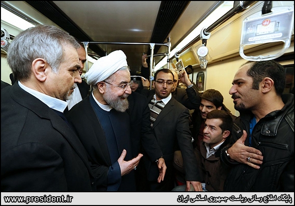 حضور دکتر روحانی در مترو